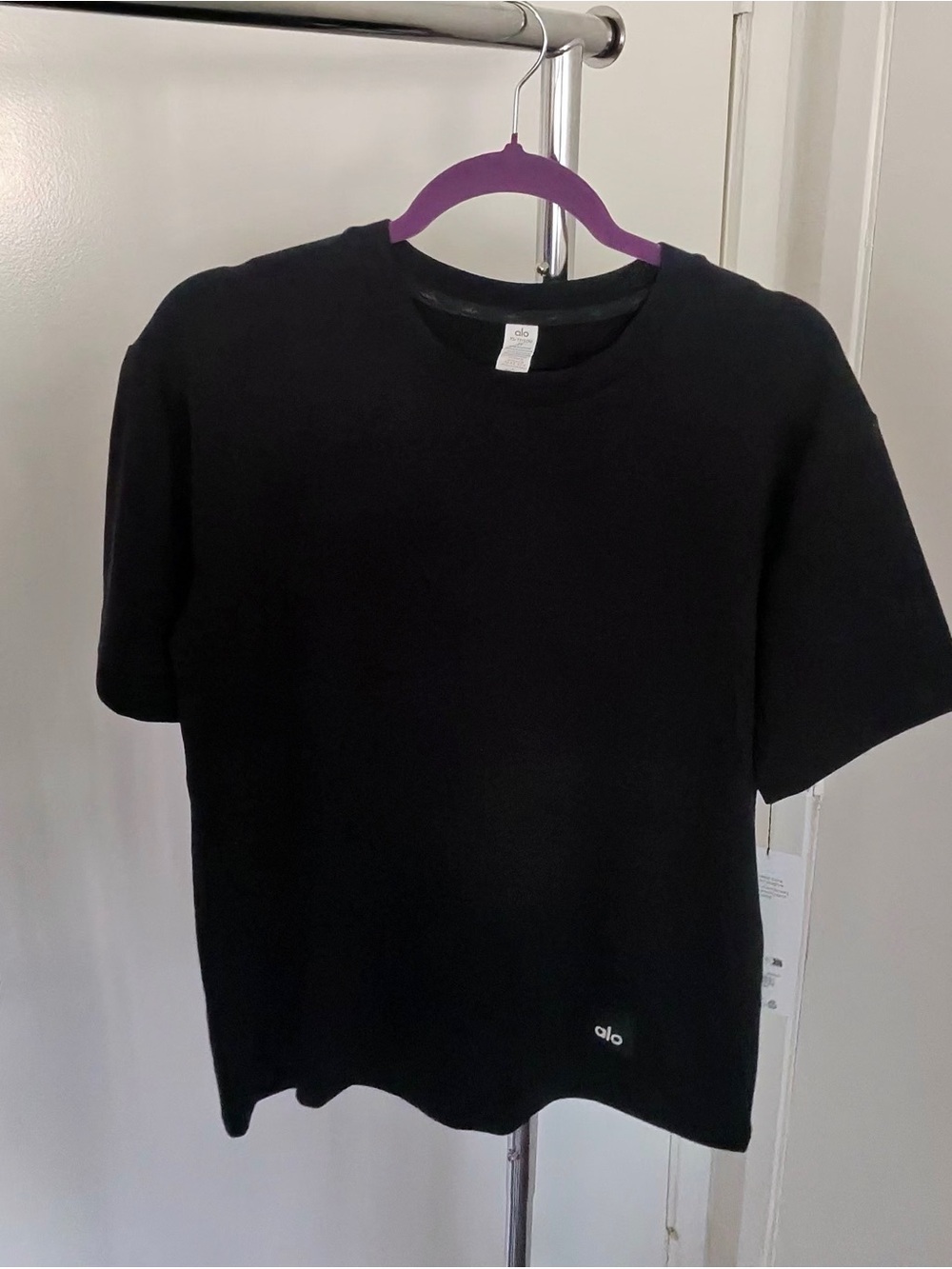 ALO Yoga Black Short Sleeve Crew Tee